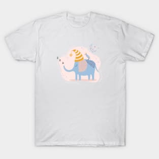 Cute sleeping elephant, bird and moon T-Shirt